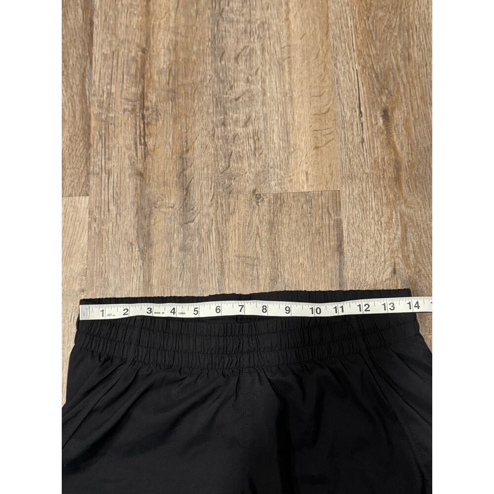 Athleta Women's Mesh Racer Run Short 4” Size Small - Picture 8 of 11
